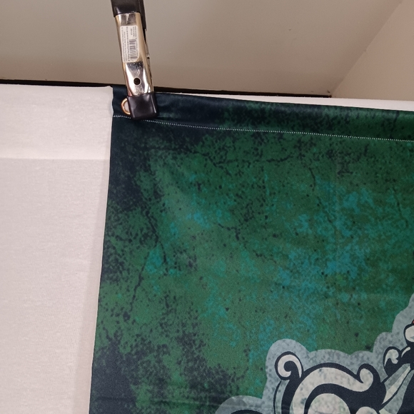 NWT Harry Potter Slytherin House Banner 27"×47.5" - Picture 3 of 5